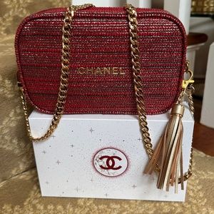 Chanel Holiday Gift Set Go To Extremes
